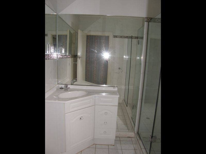 16 Mavros Road, Elizabeth Downs SA 5113