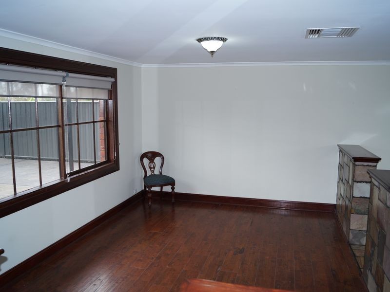 5 Bluegum Court, Munno Para West SA 5115