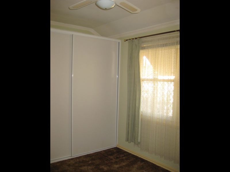 5 Sullivan Road, Elizabeth Park SA 5113