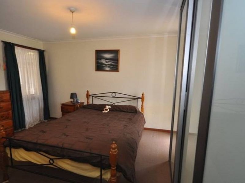 19 Cardnell Cres, Elizabeth East SA 5112