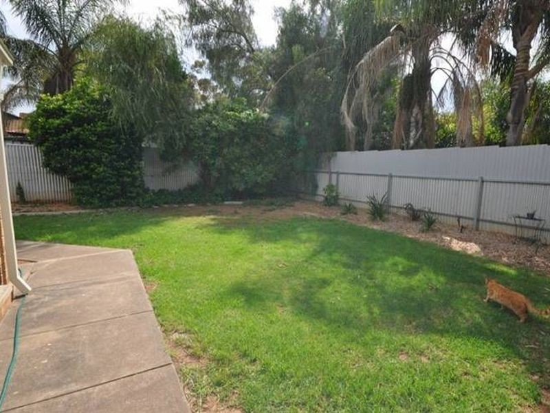 19 Cardnell Cres, Elizabeth East SA 5112