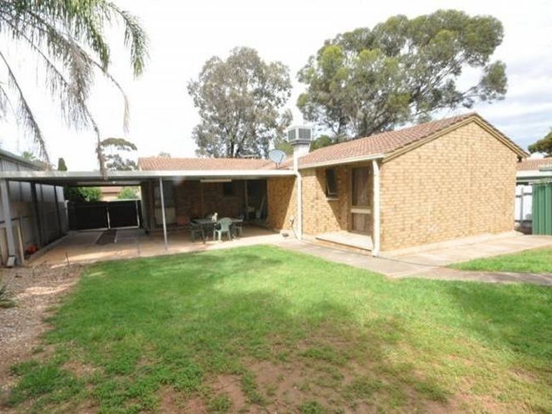 19 Cardnell Cres, Elizabeth East SA 5112