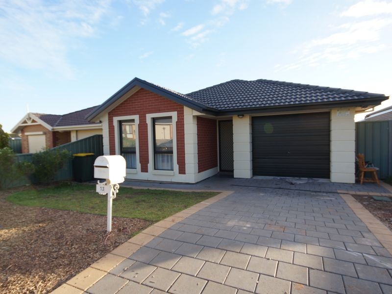 13 Trafalgar Drive, Elizabeth Park SA 5113