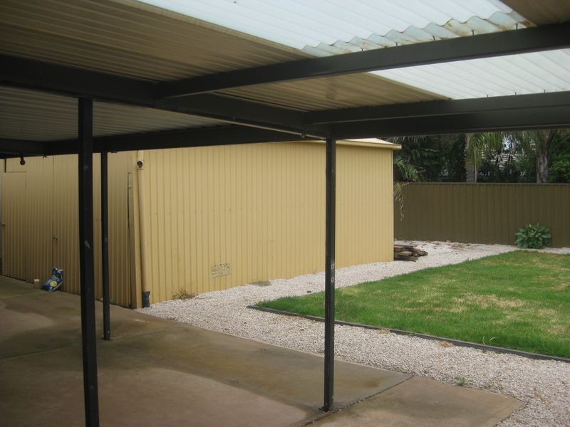 17 Dawn Close, Andrews Farm SA 5114