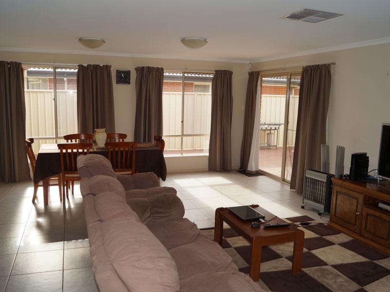 39 Strathaird Boulevard, Smithfield SA 5114