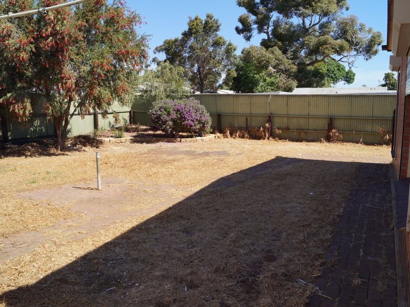 24 Saint Road, Smithfield Plains SA 5114