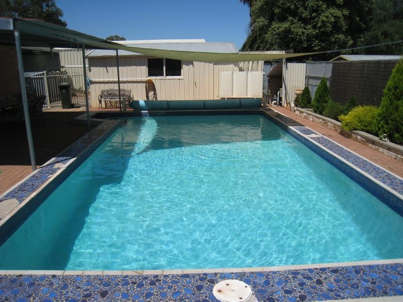 15 Linger Crescent, Elizabeth Downs SA 5113