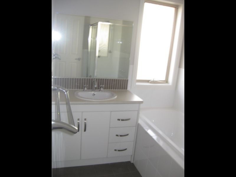 8 Melvina Road, Paralowie SA 5108