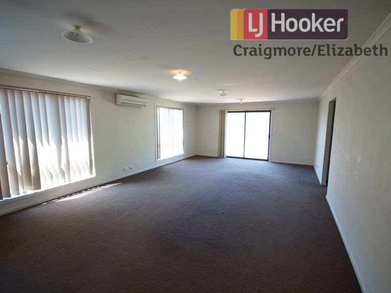 31 Lakeside Drive, Andrews Farm SA 5114