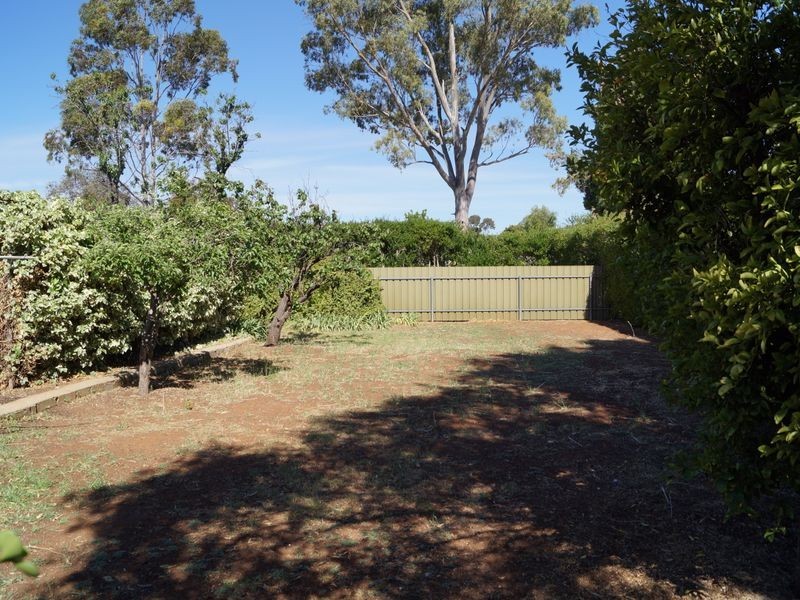 2 Penfold Road, Elizabeth South SA 5112