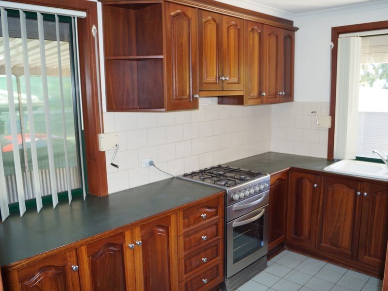 16 Anzac Street, Salisbury Heights SA 5109