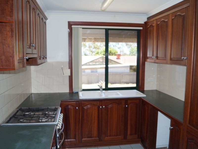 16 Anzac Street, Salisbury Heights SA 5109