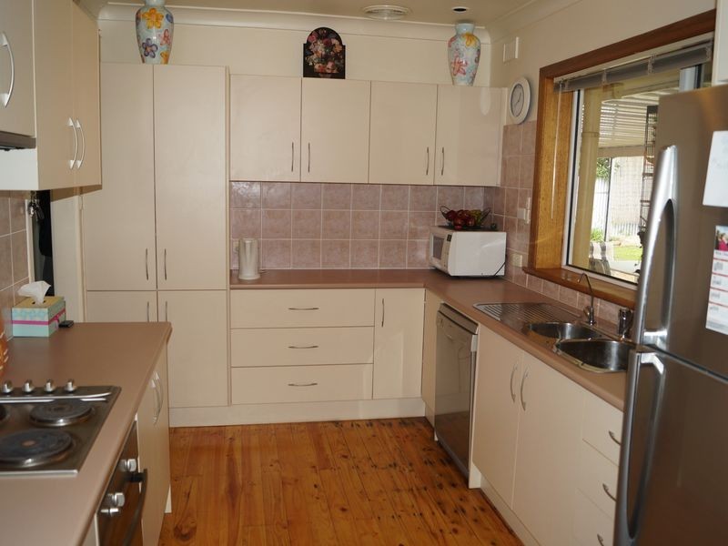 18 Bridport Street, Elizabeth Park SA 5113