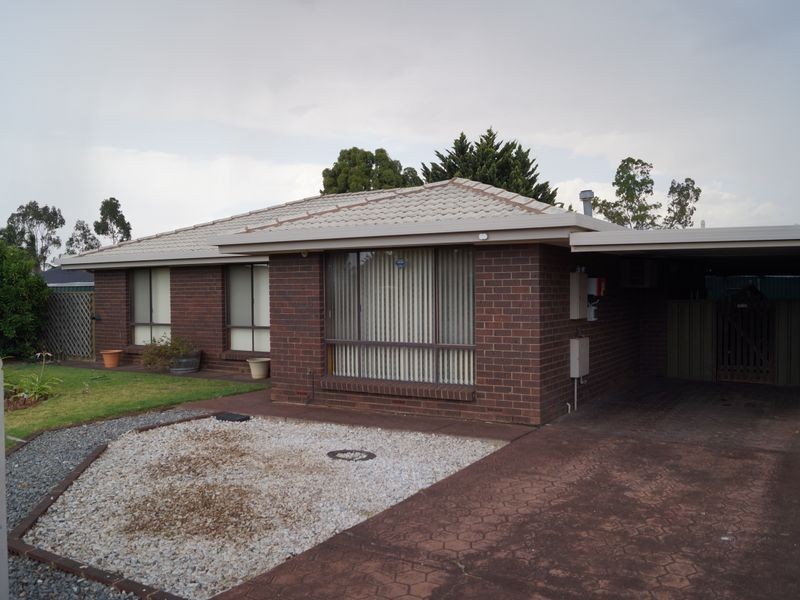 1 Commodore Parade, Andrews Farm SA 5114