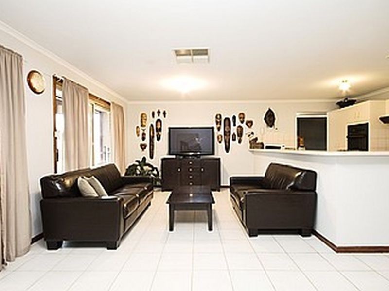 14 Cherrytree Crescent, Blakeview SA 5114
