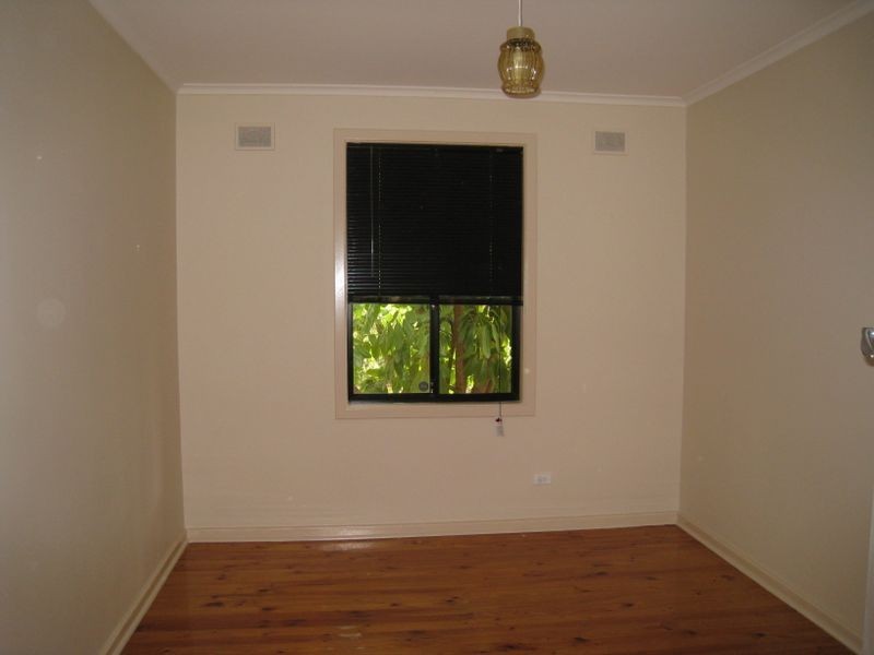 33 Andrews Road, Elizabeth Downs SA 5113