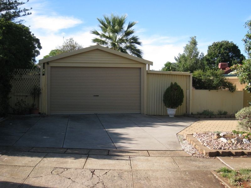 13 Coppleridge Drive, Elizabeth Vale SA 5112