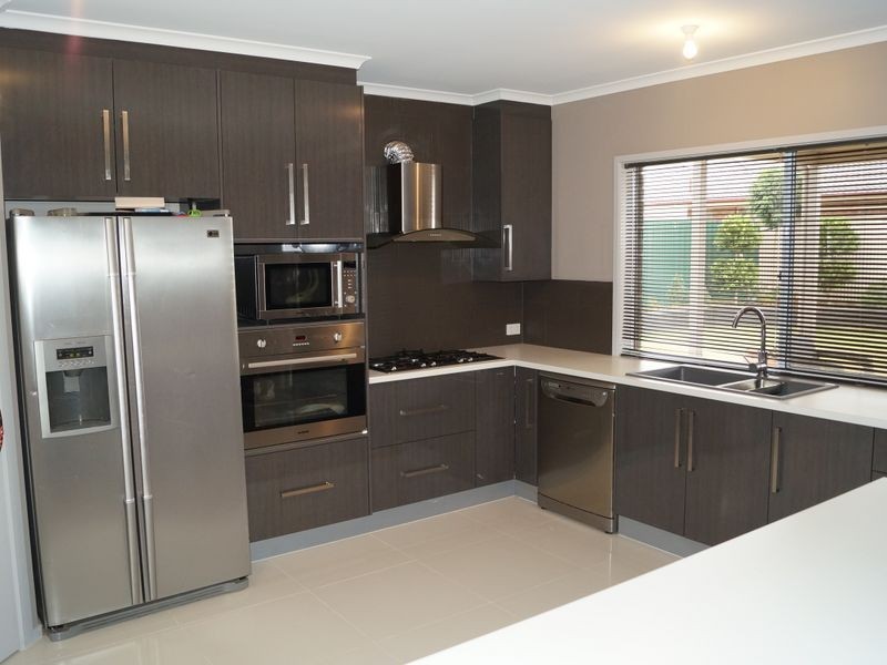 16 Darryl Street, Blakeview SA 5114