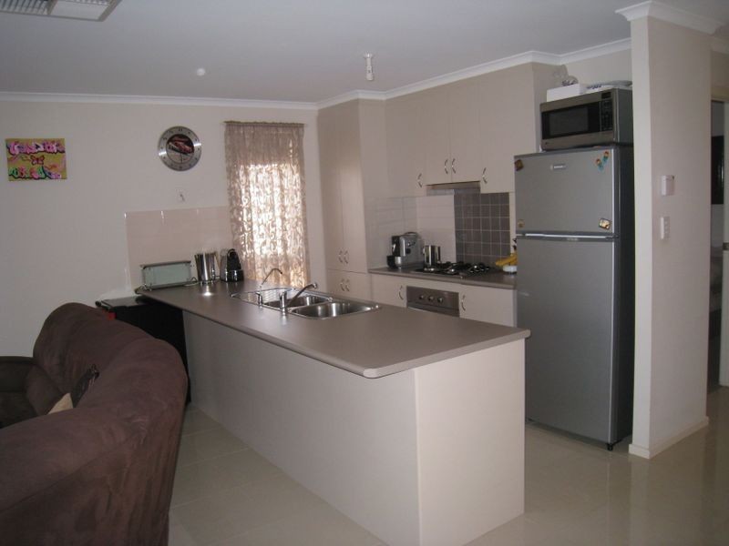 25 Almond Circuit, Munno Para West SA 5115