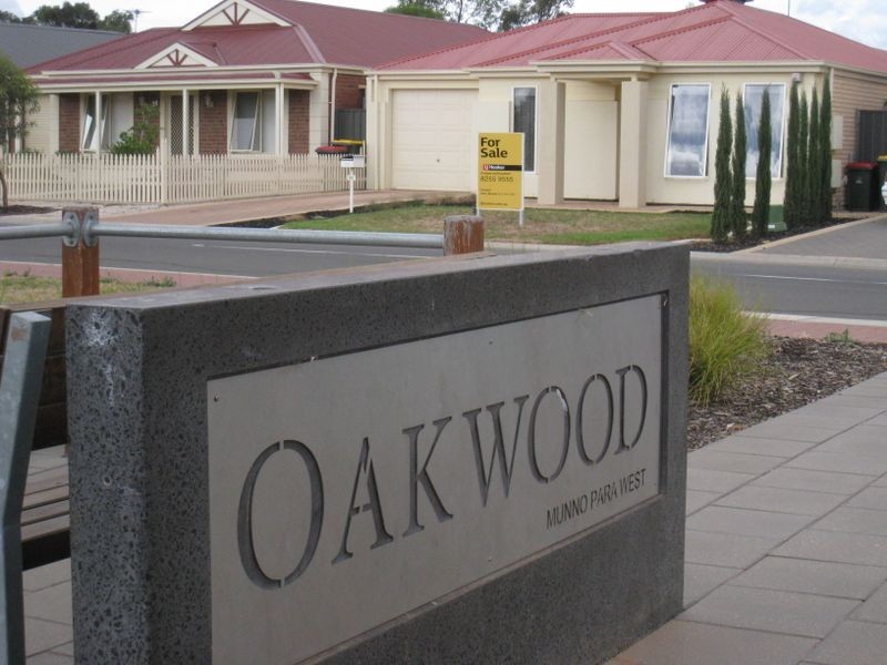 25 Almond Circuit, Munno Para West SA 5115