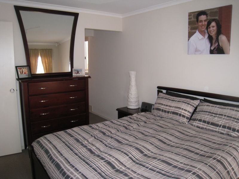 25 Almond Circuit, Munno Para West SA 5115