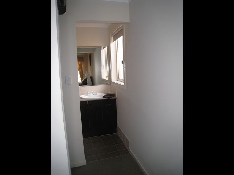 25 Almond Circuit, Munno Para West SA 5115