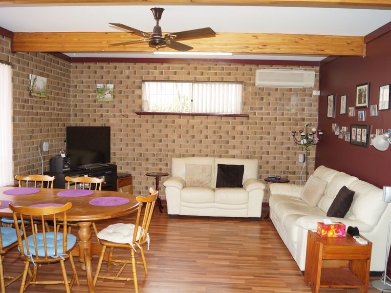 7 Donald Avenue, Valley View SA 5093