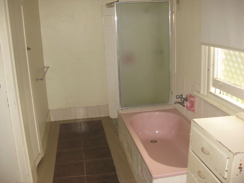15 Albert Street, Hamley Bridge SA 5401