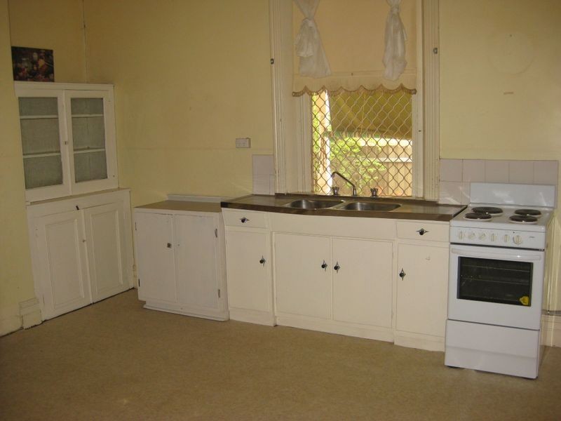 15 Albert Street, Hamley Bridge SA 5401