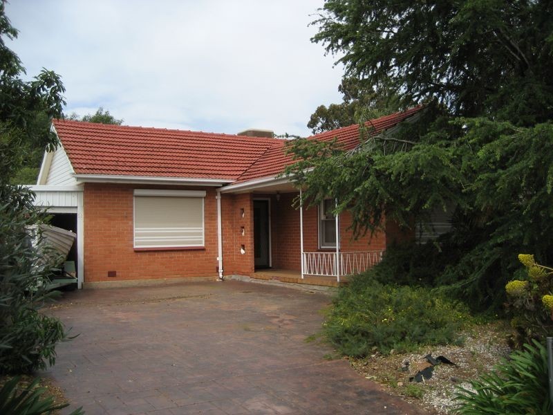 13 Mofflin Road, Elizabeth Grove SA 5112