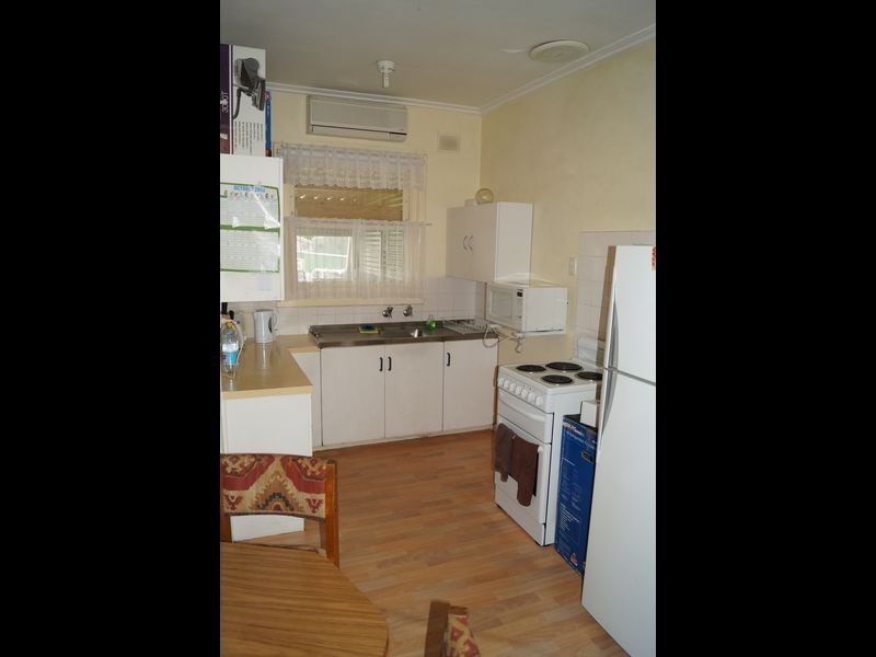 10 Rushall Crescent, Elizabeth Vale SA 5112