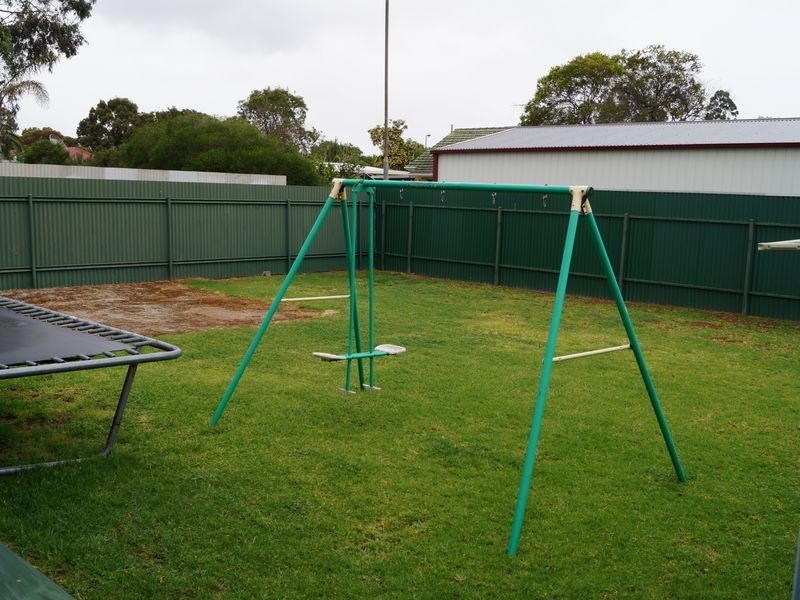 10 Rushall Crescent, Elizabeth Vale SA 5112