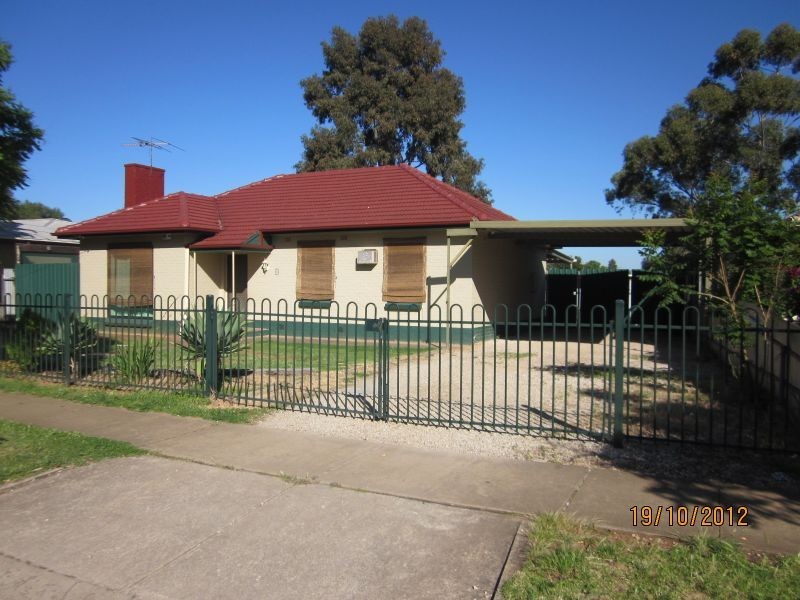 8 Mahood Street, Elizabeth Grove SA 5112