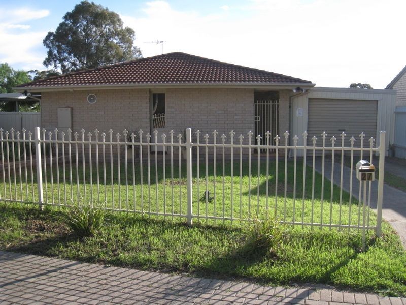 27 Halifax Court, Elizabeth Downs SA 5113