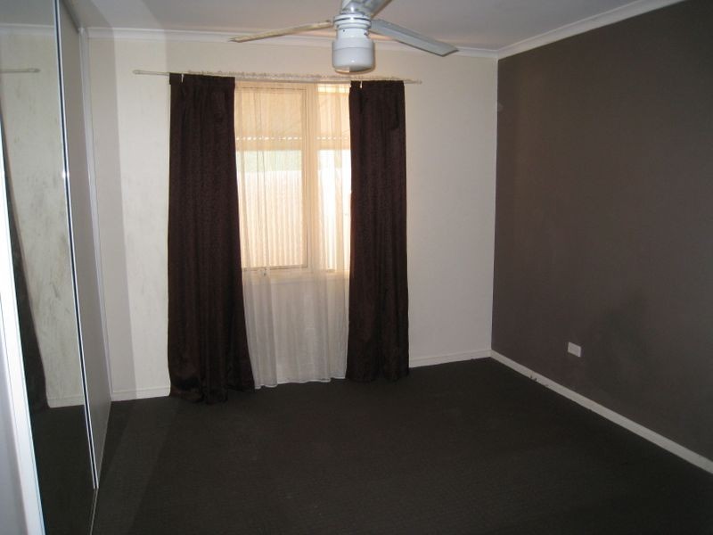27 Halifax Court, Elizabeth Downs SA 5113
