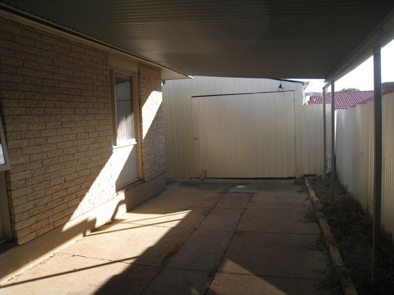 27 Halifax Court, Elizabeth Downs SA 5113