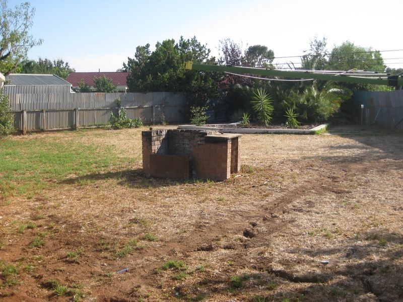 28 Justinian Street, Elizabeth Downs SA 5113