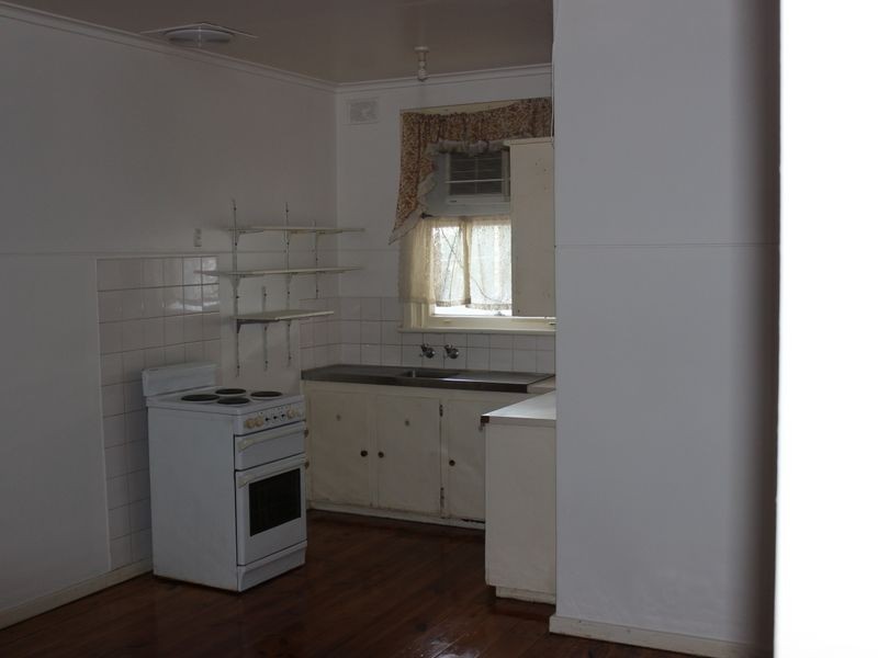 56 Hogarth Road, Elizabeth South SA 5112