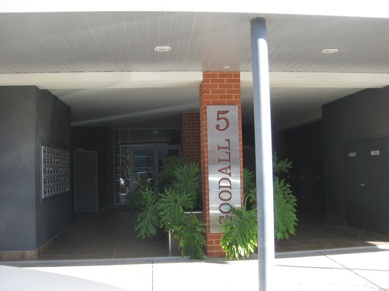 12/5 Goodall Parade, Mawson Lakes SA 5095