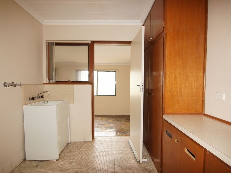 4 Inwood Road, Elizabeth East SA 5112