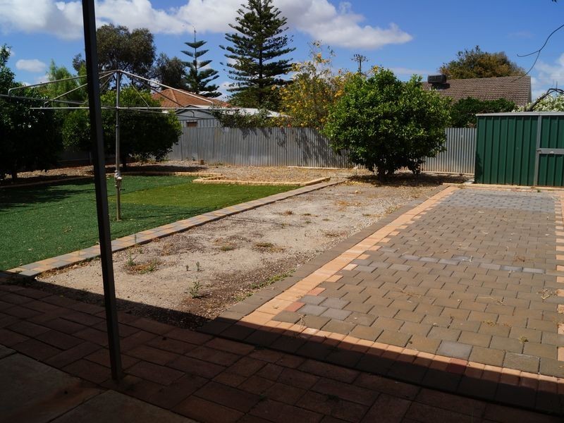 10 Seaborough Road, Elizabeth Park SA 5113