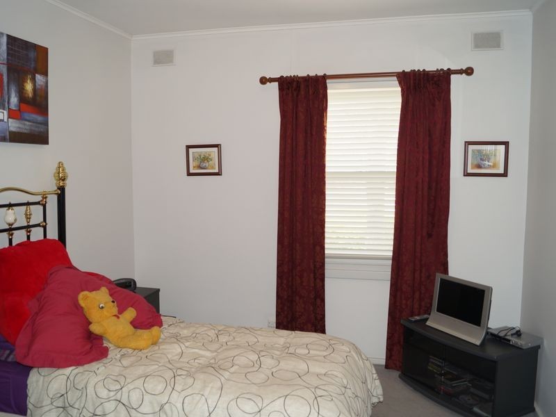 29 McKenzie Road, Elizabeth Downs SA 5113