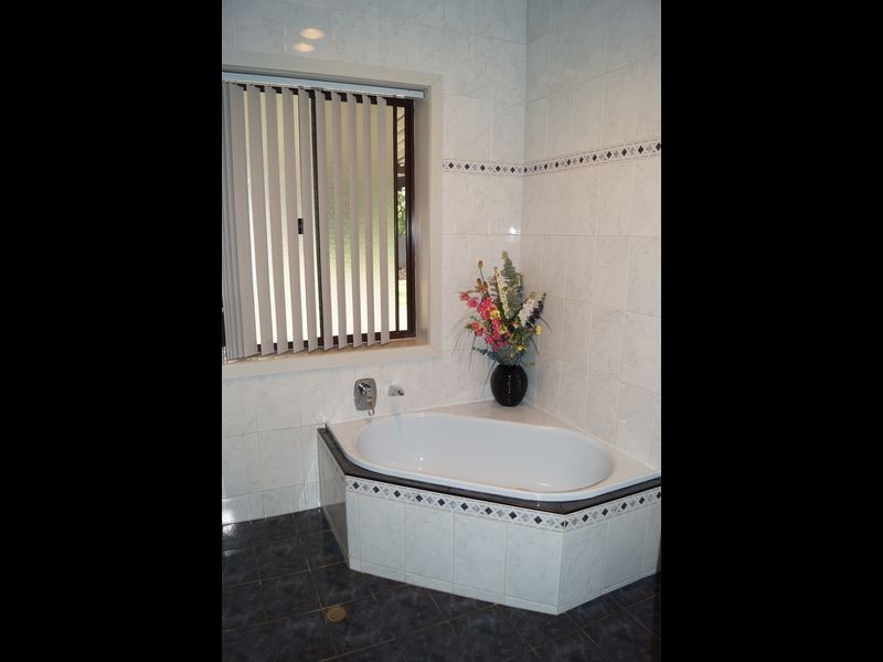 29 McKenzie Road, Elizabeth Downs SA 5113