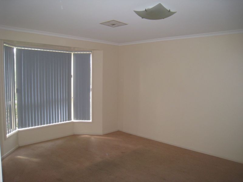 22 Pyrus Crescent, Andrews Farm SA 5114