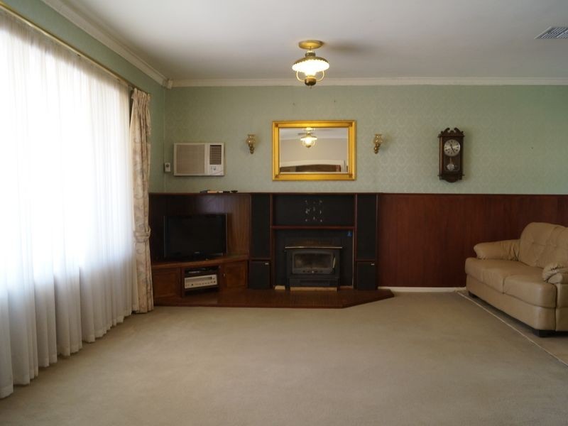 88 Hamblynn Road, Elizabeth Downs SA 5113