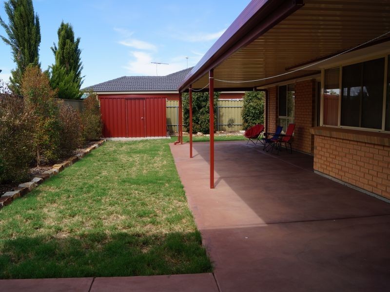 131 President Avenue, Andrews Farm SA 5114