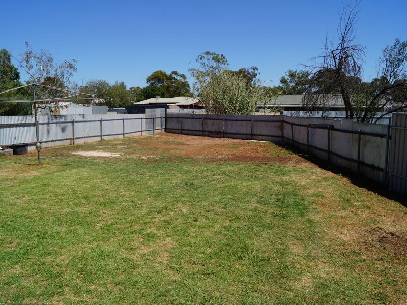 33 Old Sarum Road, Elizabeth North SA 5113