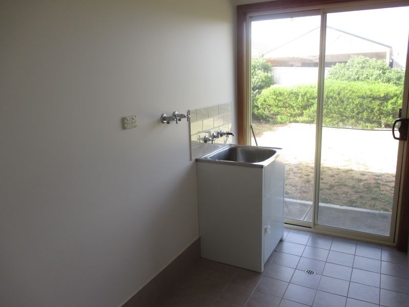 34 Rossiter Drive, Evanston Park SA 5116