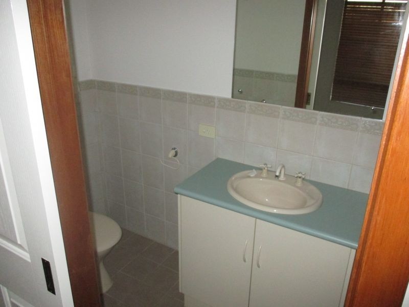 34 Rossiter Drive, Evanston Park SA 5116