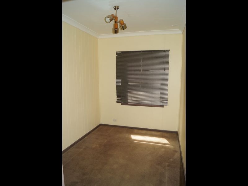 31 Whiteparish Road, Elizabeth North SA 5113
